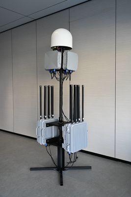 comprar Sistema de Detecção de Drones Não Tripulado 24 Horas com Frequência Total, com Tecnologia Anti-Drone Fixa de 70M-6GHz e Distância de Bloqueio de 10KM Fabricação em linha